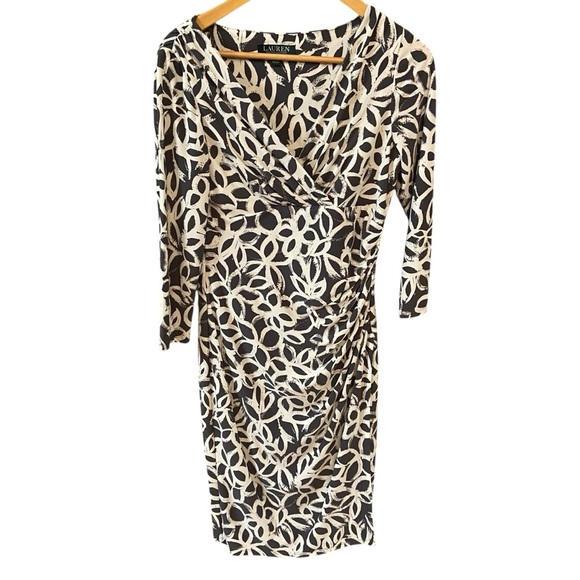 Lauren Ralph Lauren Grey and White Ruched Wrap Dress Size 8 V Neck Bodycon - Picture 3 of 13
